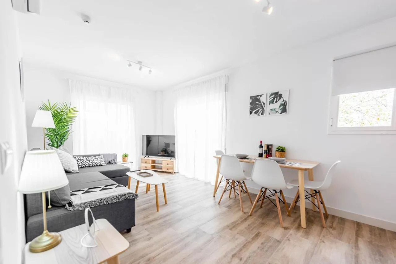 Apartamentos Toboso Plaza Nerja Aparthotel
