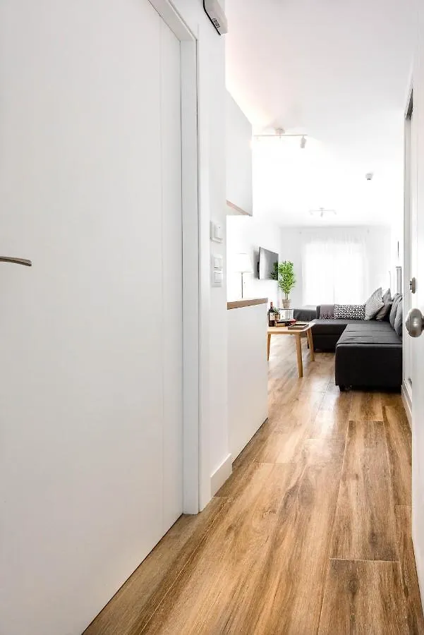 Apartamentos Toboso Plaza Nerja 5*,